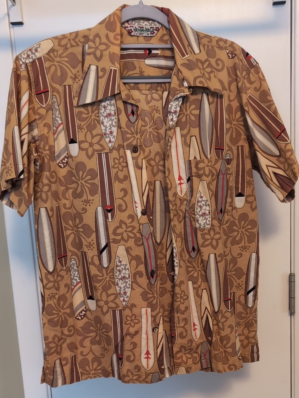 Casual Surf-Print Short Sleeve Button-Down Shirt - Brown